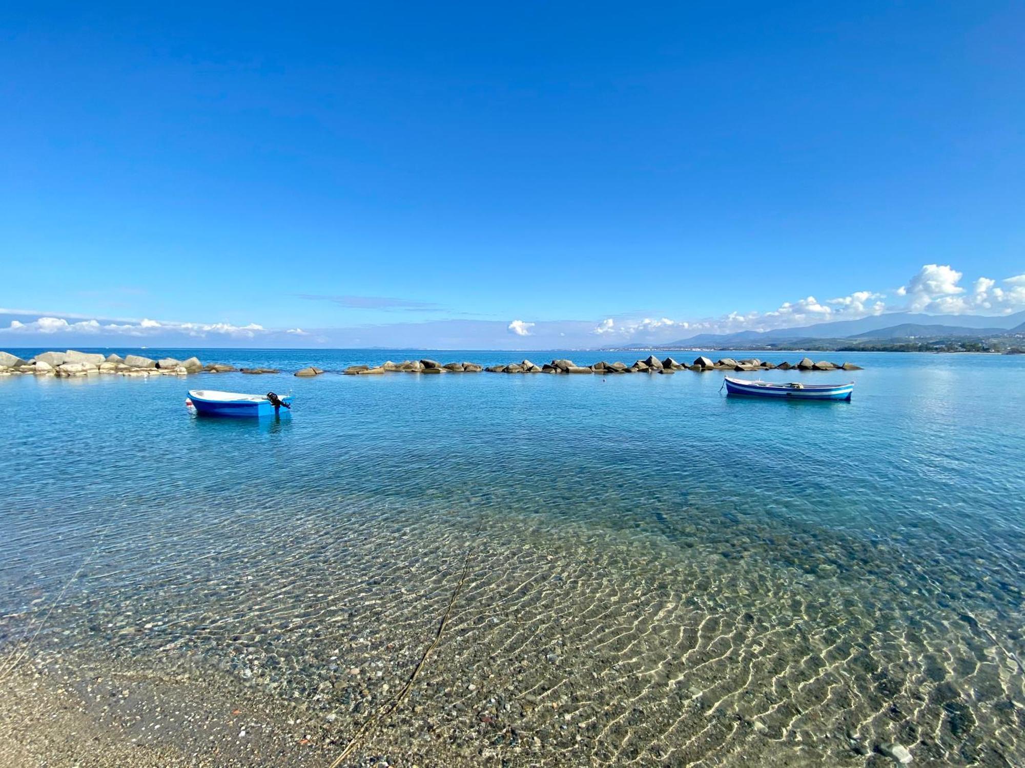 Appartamenti La Baia Del Rais Falcone Room photo